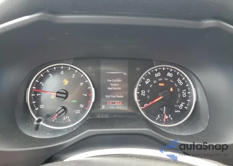 2021 Toyota Rav4 Le z USA, uszkodzony, nr VIN 2T3G1RFV2MC160628